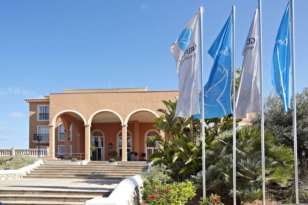 Grupotel Macarella Suites and Spa 47/51