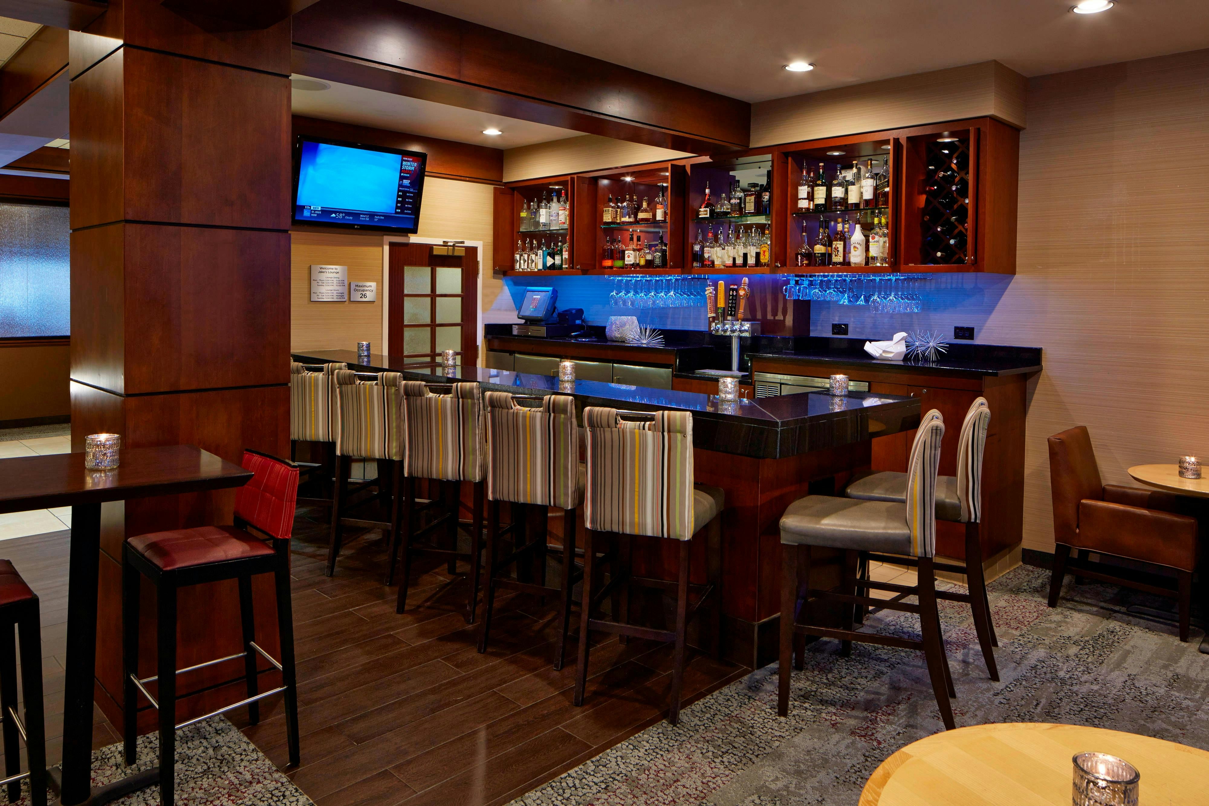 Courtyard By Marriott Bloomington By Mall Of America 27/38
