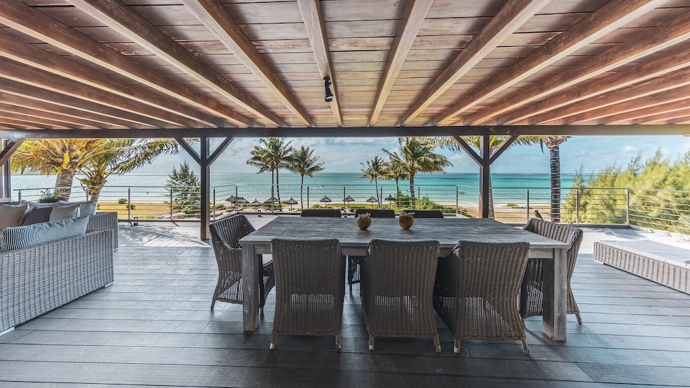 Paradise Beach by Horizon Holidays 55/71