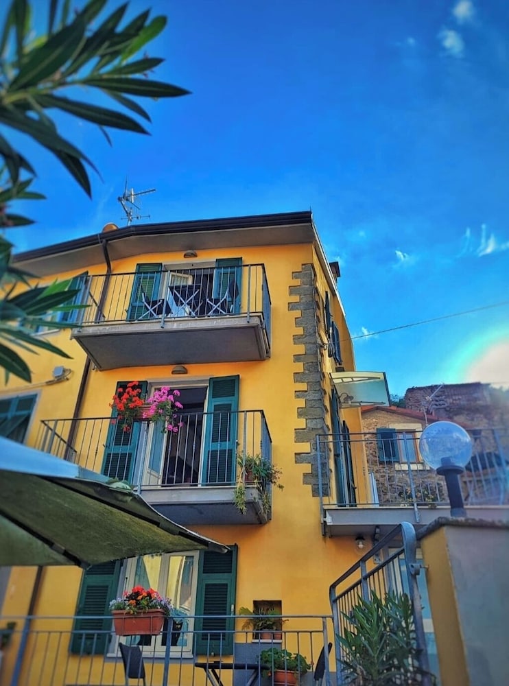 Pietra di Mare Guest House 8/55