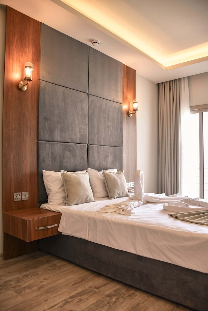 Mimoza Beach Hotel 9/45