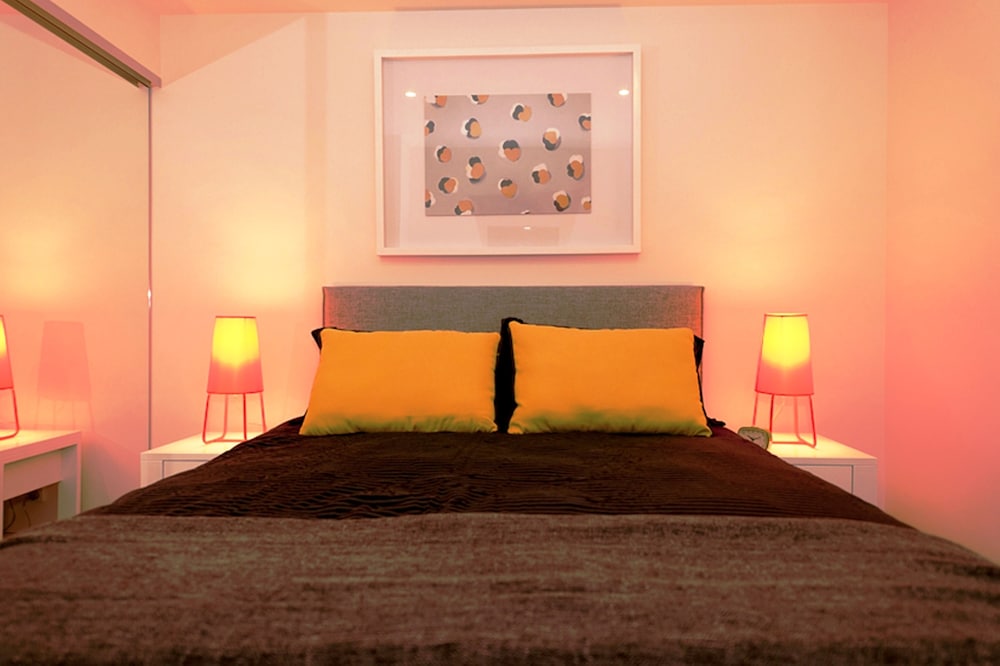Vine Serviced Apartments 16/36