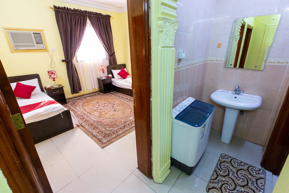 العييرى للوحدات السكنيه 3(Al Eairy Furnished Apt Al Madinah 3) 52/53