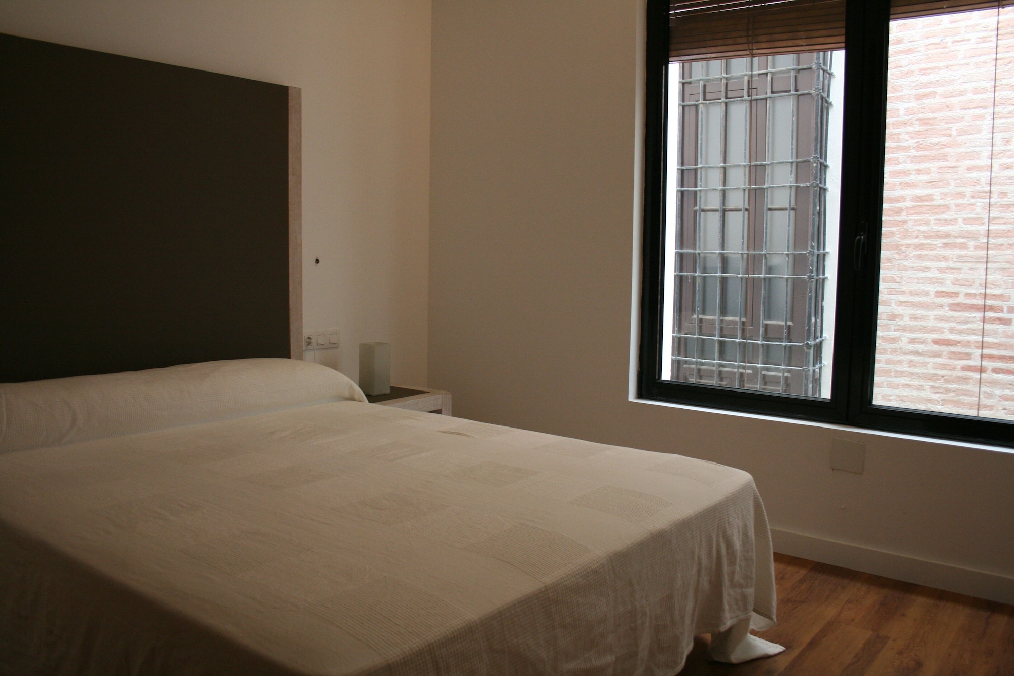 1 BEDROOM, APARTMENT, KING BED, SOFA