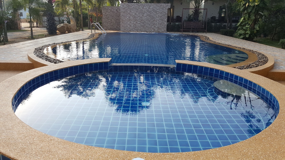 Pranburi Cabana Resort 49/72