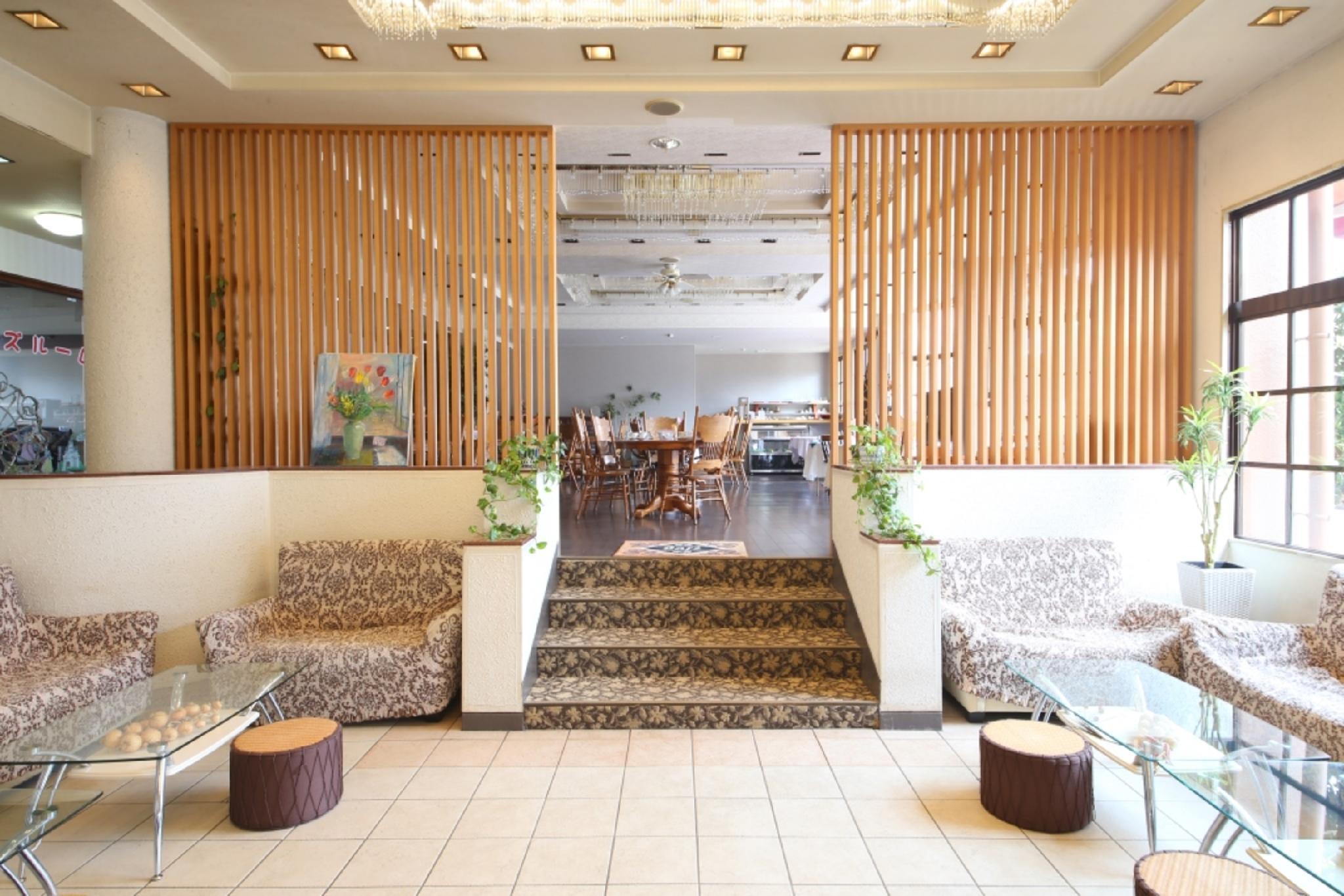 Ashiwada Hotel 4/26