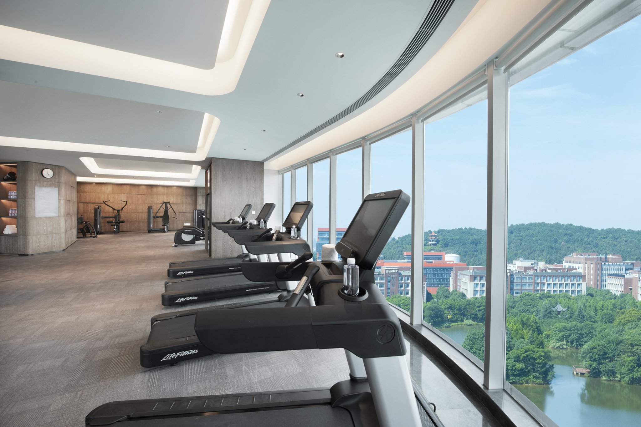 CROWNE PLAZA WUHAN OPTICS VALLEY 34/72