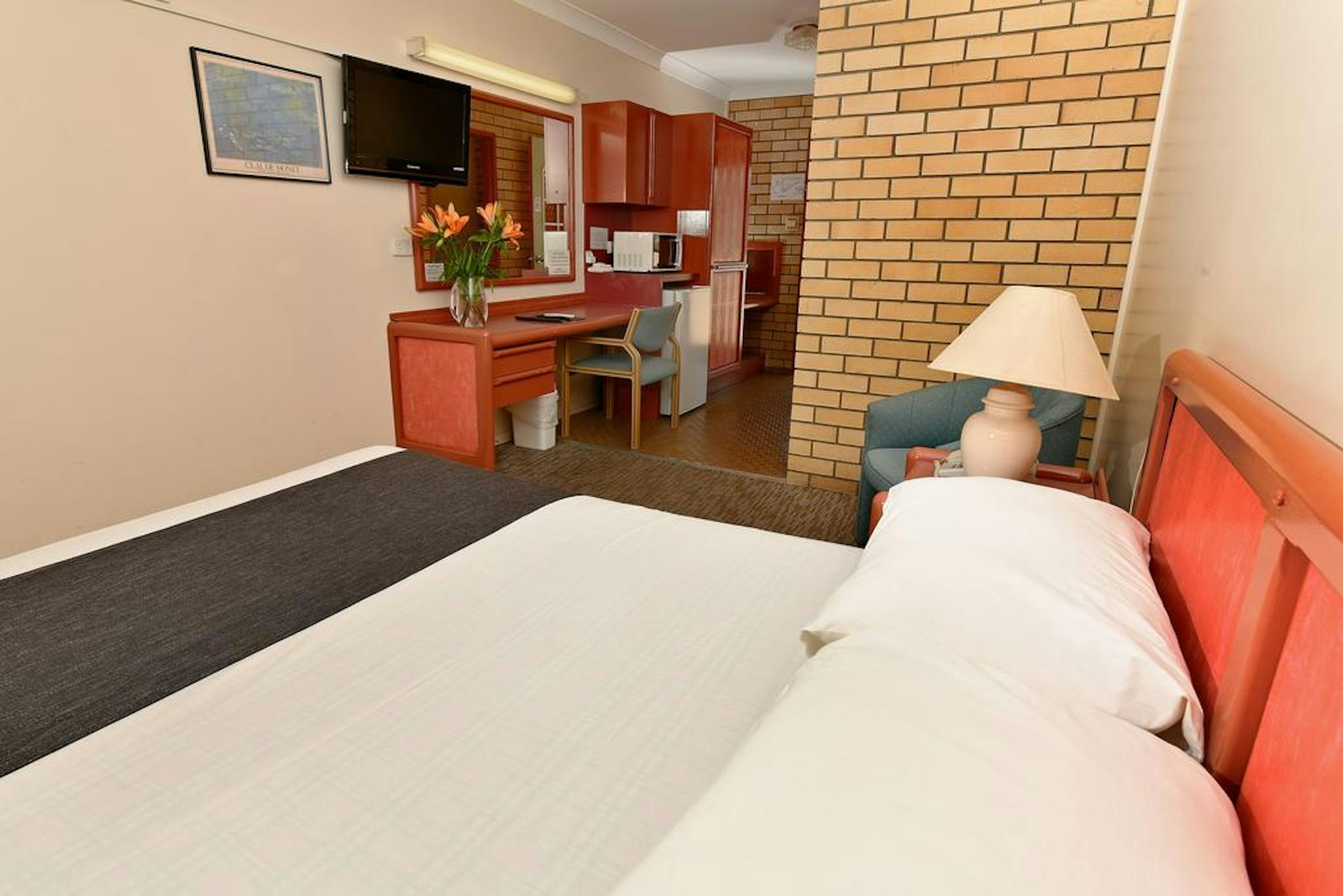 Burke And Wills Motor Inn 16/45