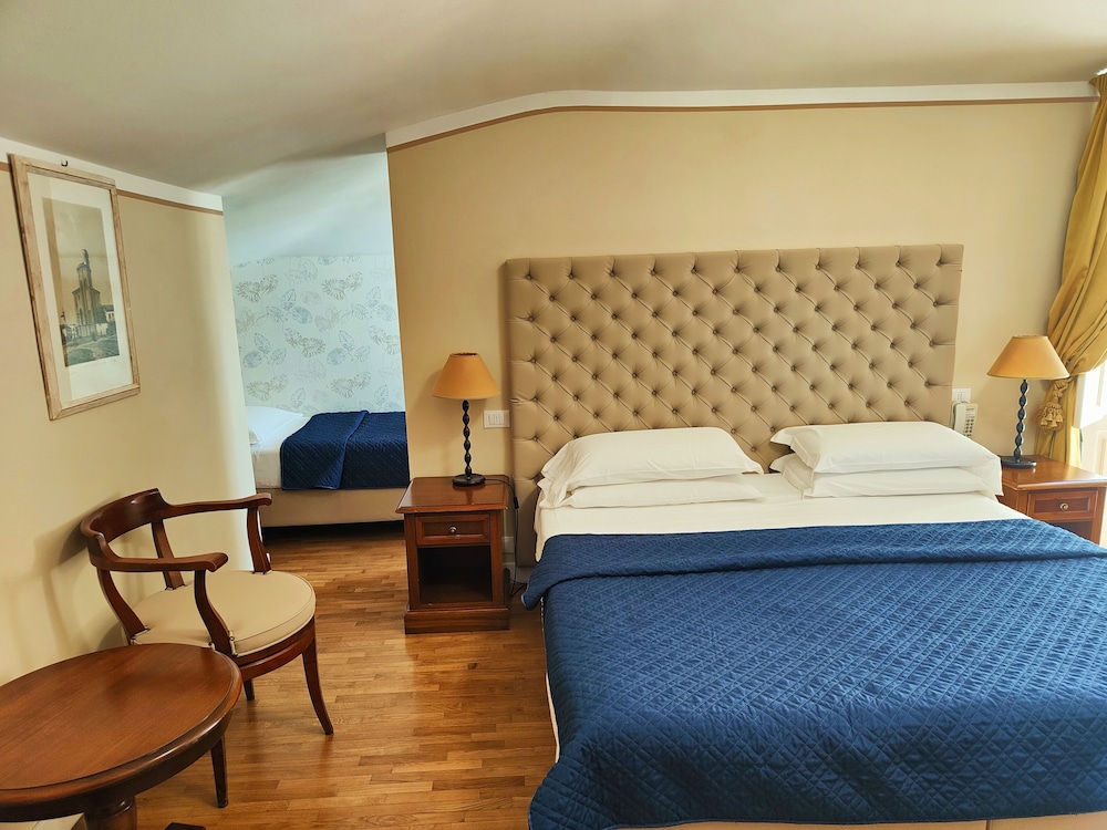 Hotel Europa 9/64
