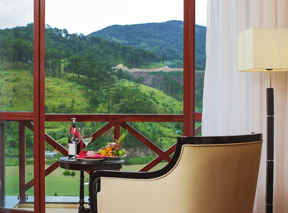 Swiss-Belresort Tuyen Lam Dalat 67/76