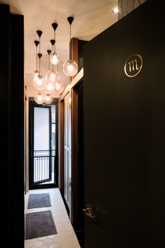 Khunluang Hostel - Adults Only 7/45