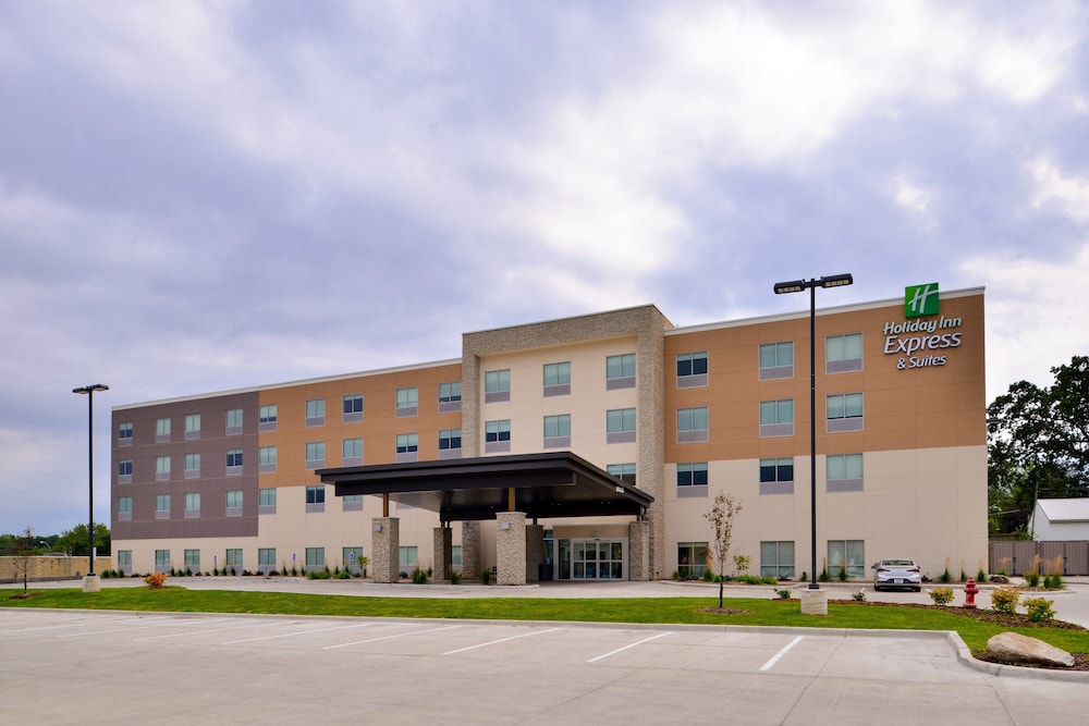 Holiday Inn Express And Suites Ottumwa 1/67