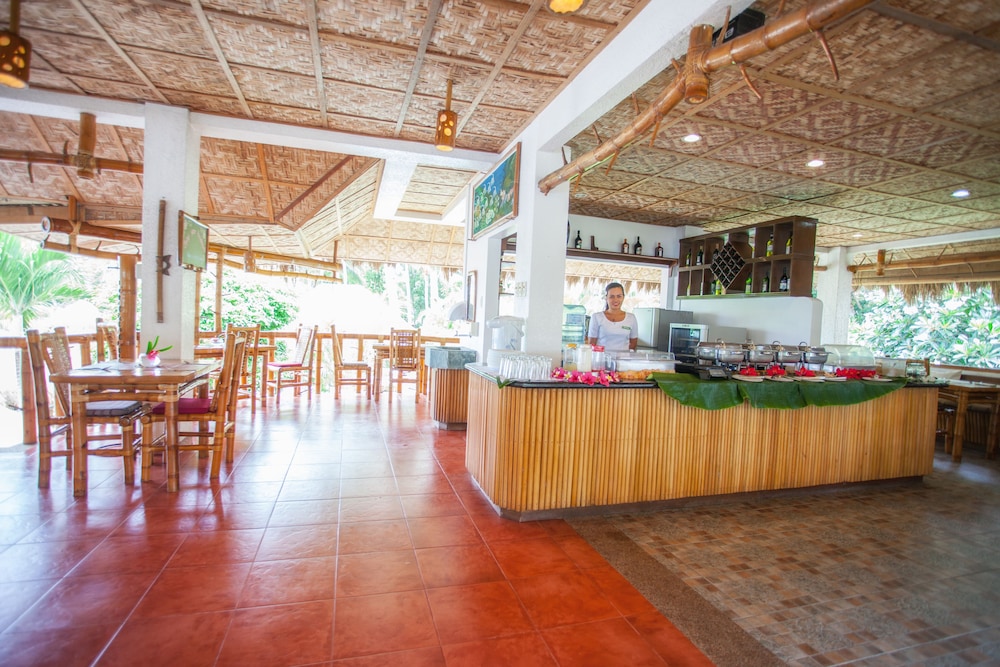 Pura Vida Beach And Dive Resort 43/61