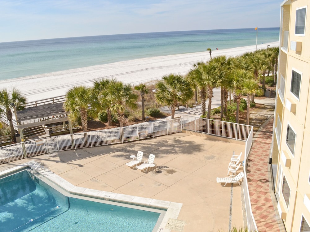 Boardwalk Beach Resort Hotel 9/65