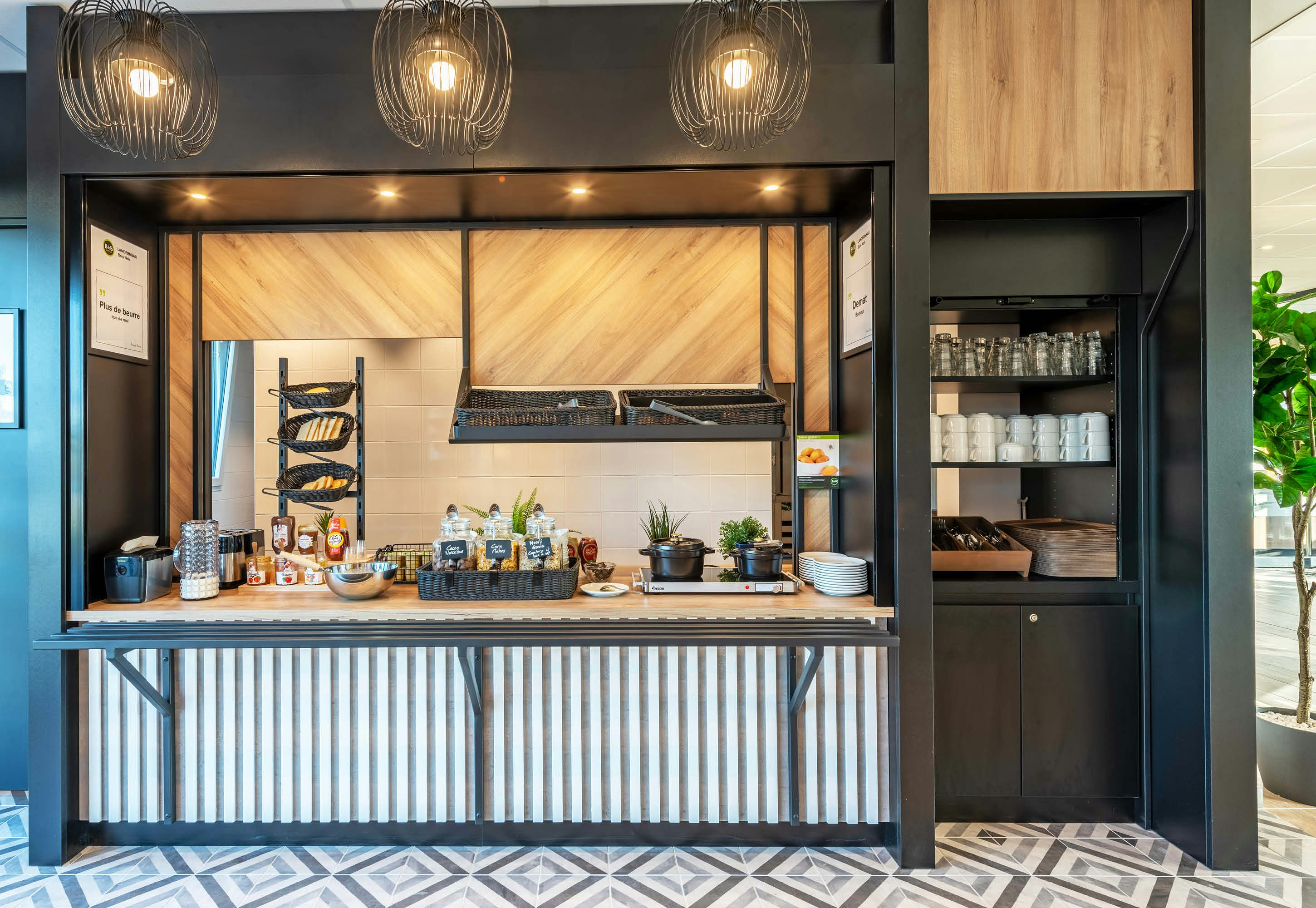 B&B HOTEL Landerneau Bois Noir 6/31