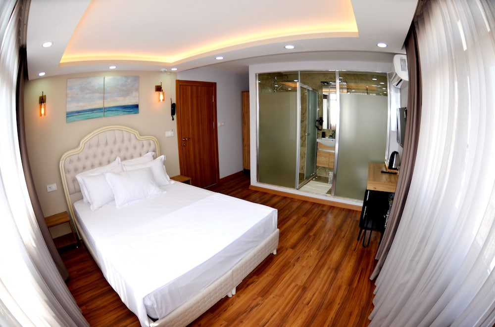 Classic, Queen Bed, Palmera Old City 4/10