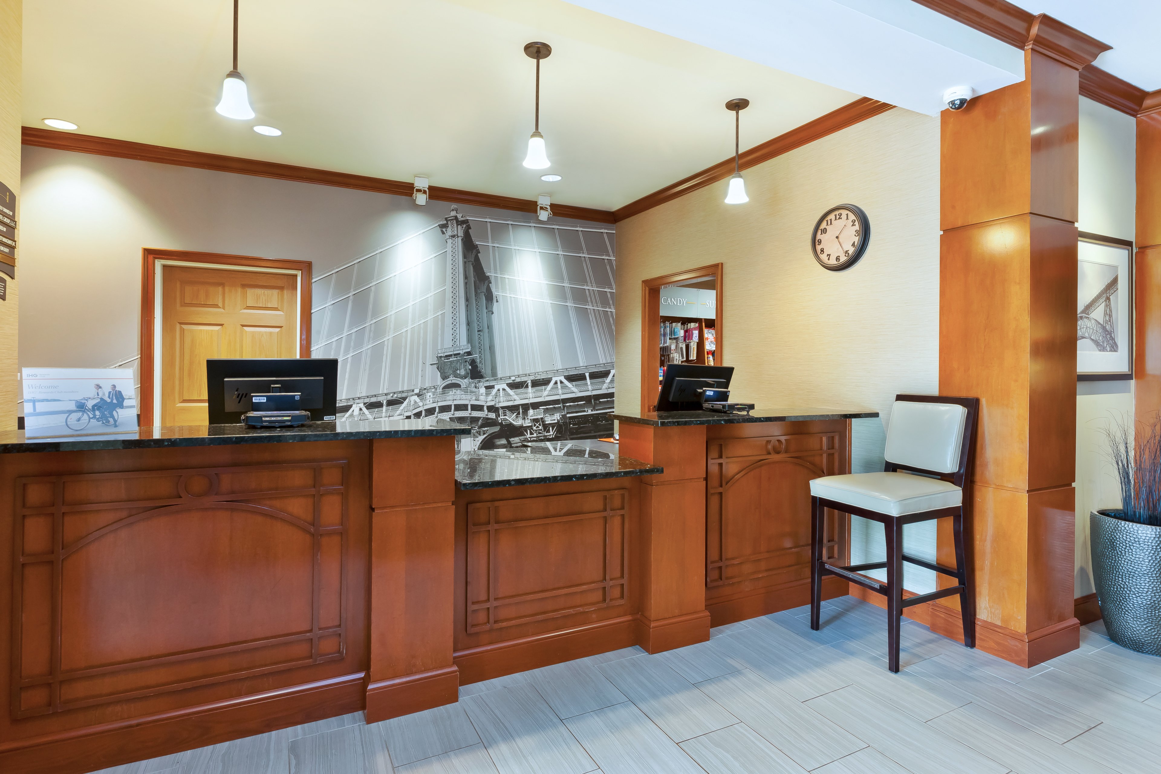 STAYBRIDGE SUITES KALAMAZOO 8/52
