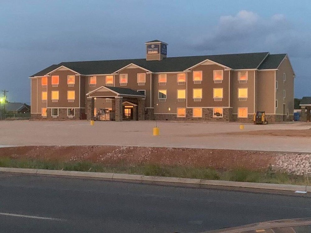 Cobblestone Hotel & Suites - Andrews 1/34