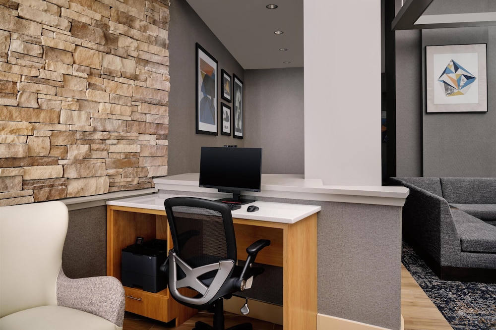 Hyatt Place Grand Rapids-South 60/67