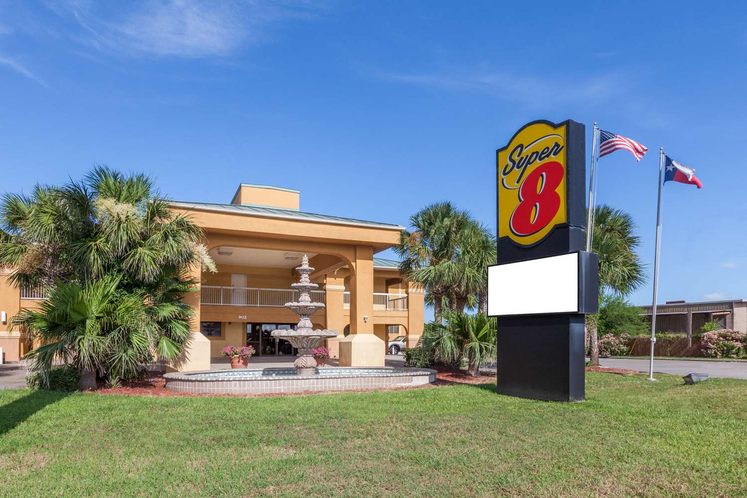 Super 8 by Wyndham Corpus Christi 6/8