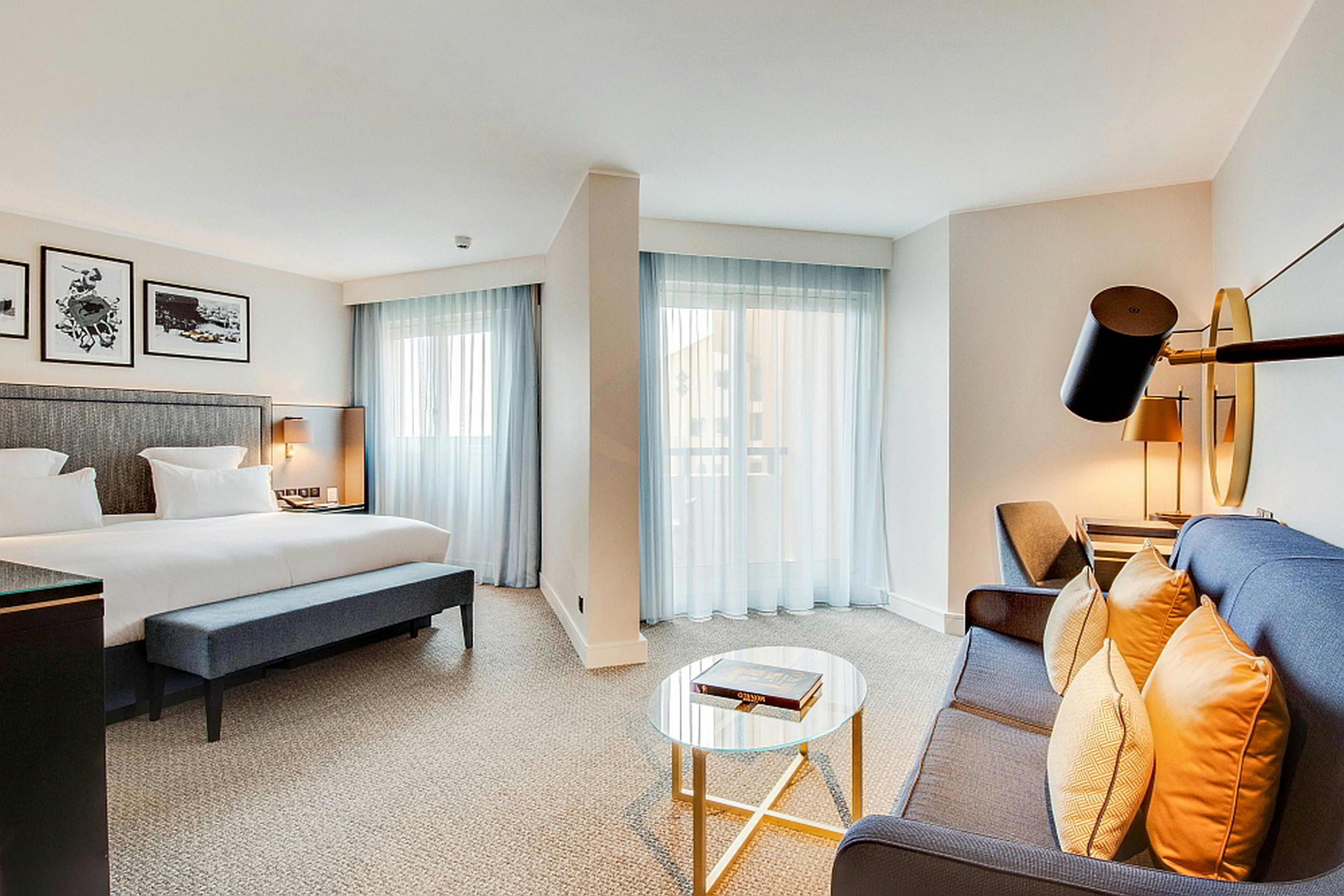 Riviera, Suite, Twin Beds
