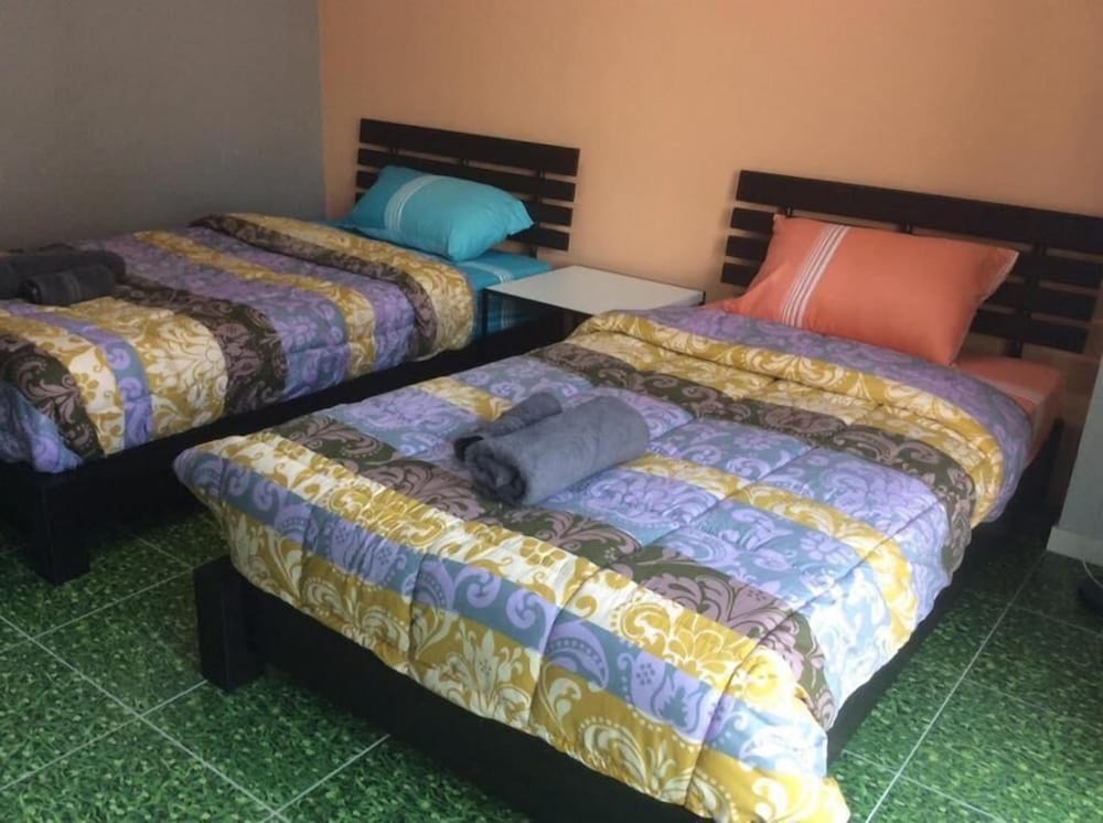 R2 Apartment Service 13/50