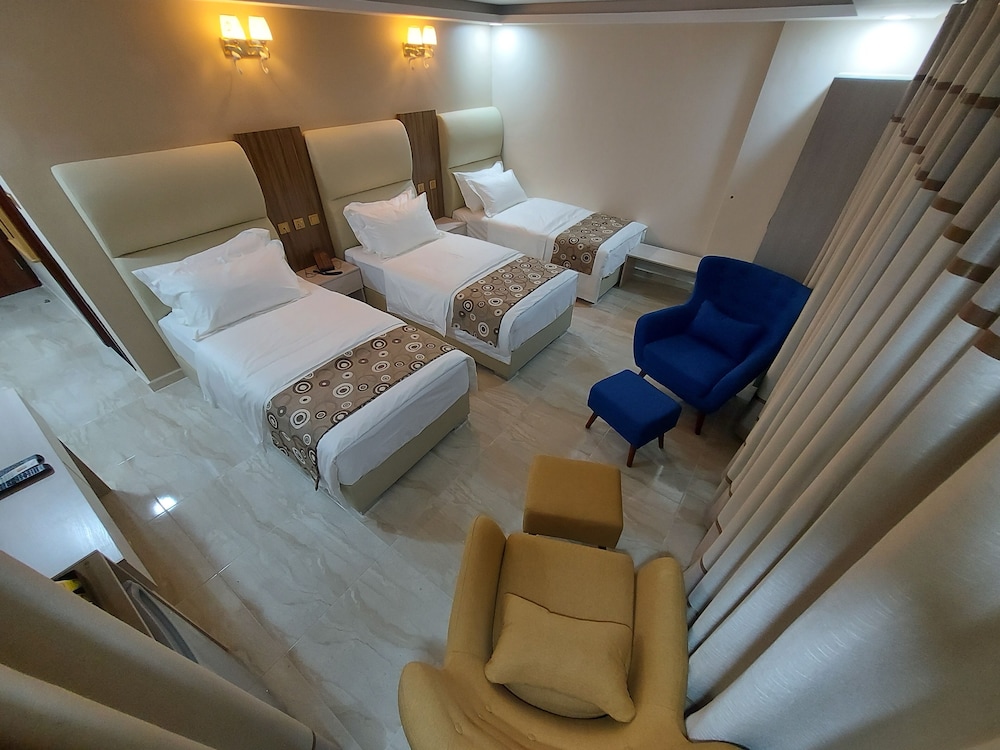 Jordan Seasons Hotel 24/50
