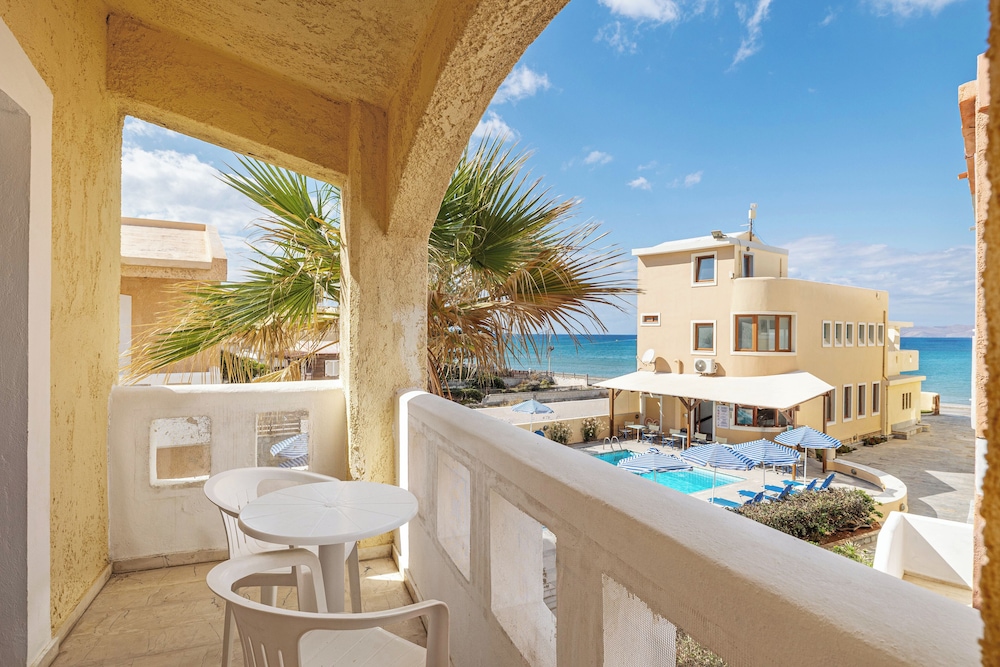 Niros Beach Apartments 32/58