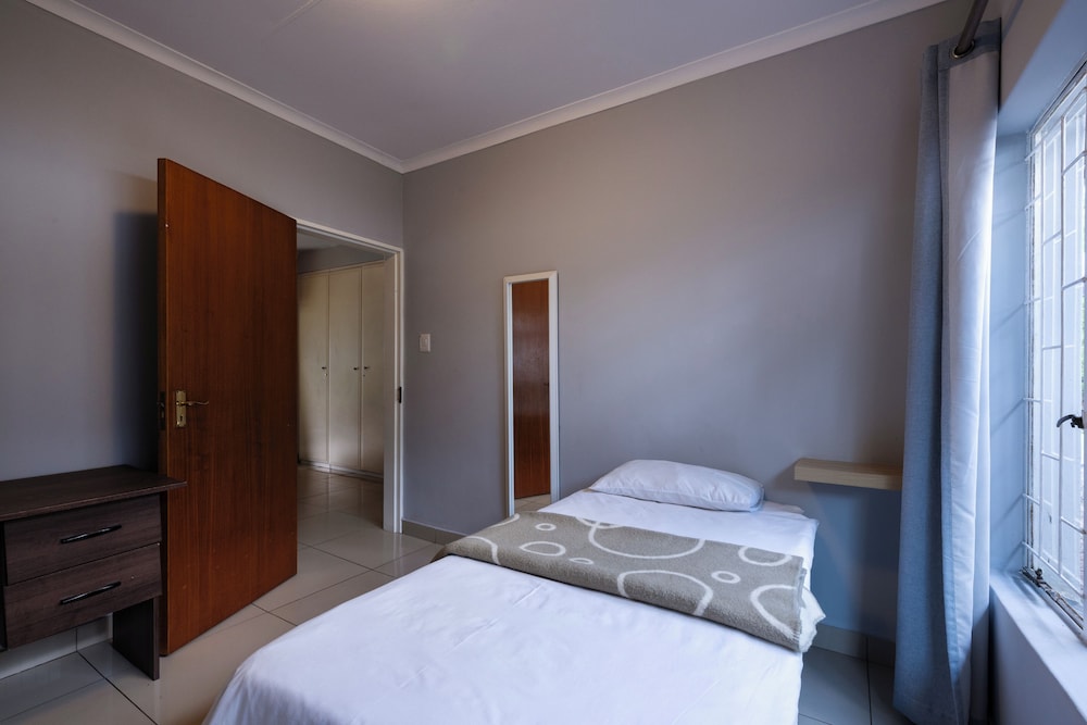 Menlyn Apartments 13/48