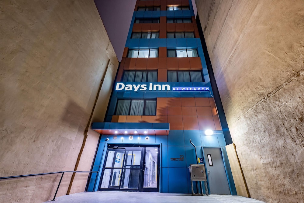 Days Inn by Wyndham New York Chinatown 7/59