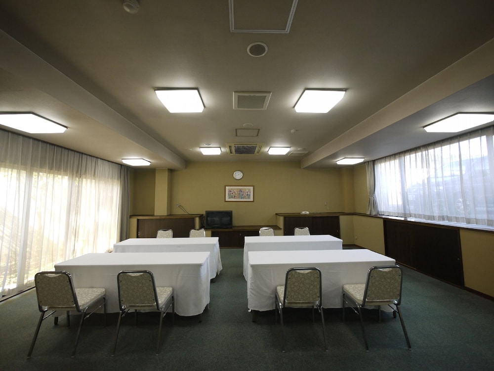 Hotel Route-Inn Court Uenohara 34/43
