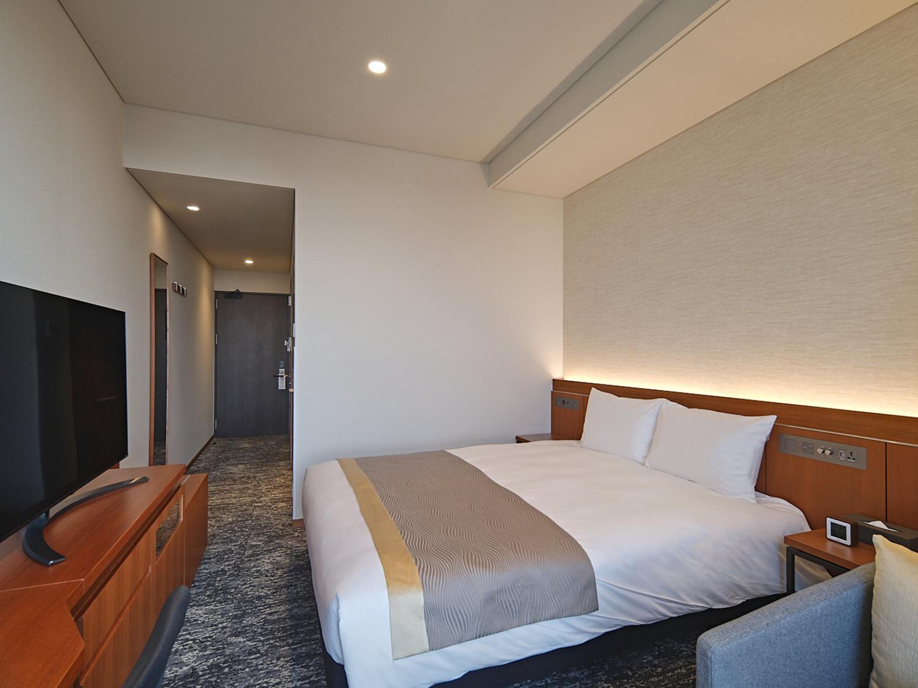 SUPERIOR, DOUBLE BED