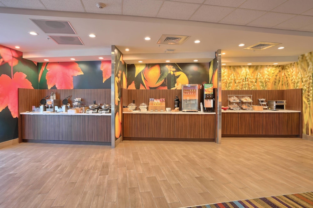 Fairfield Inn Suites Philadelphia Willow Grove 8/26
