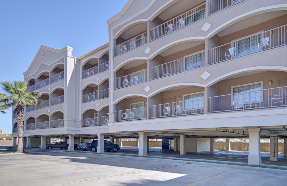 Spark by Hilton Galveston photo4