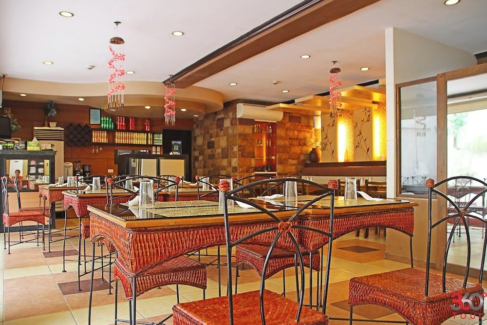 Hotel Palwa 37/52