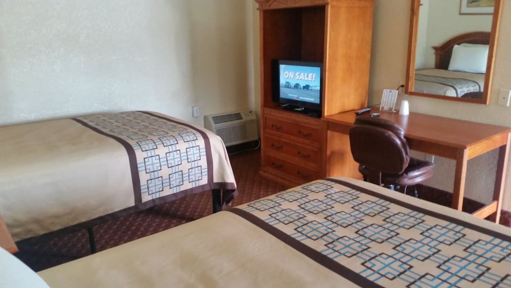 Americas Best Value Inn- Daytona Beach 29/35