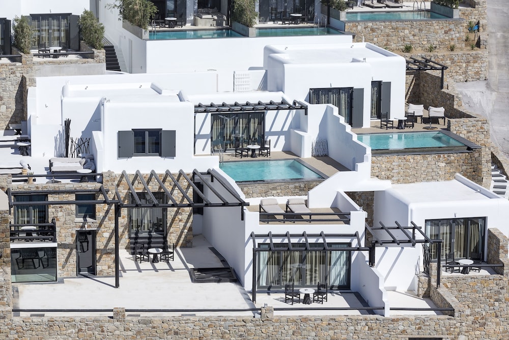 Myconian Utopia Relais & Chateaux 49/66