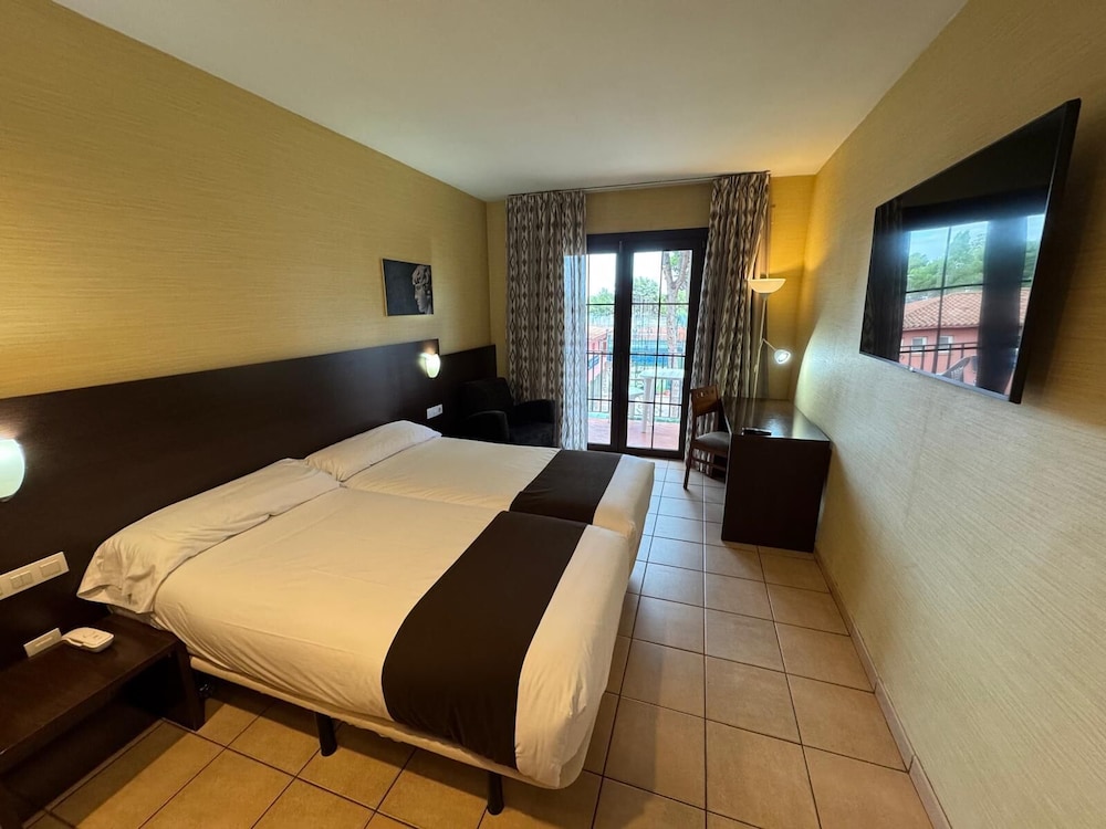 Canal Olimpic Hotel 24/64