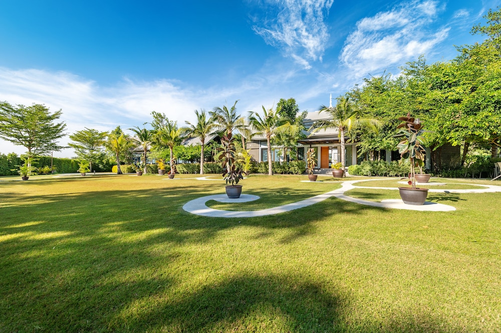Phukalini Luxury Pool Villa And Onsen 67/69