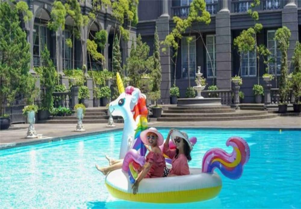 Gh Universal Bandung 44/50