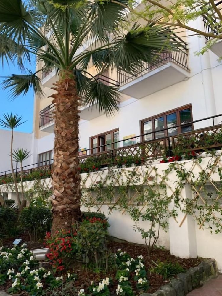 Hotel Conte 56/62