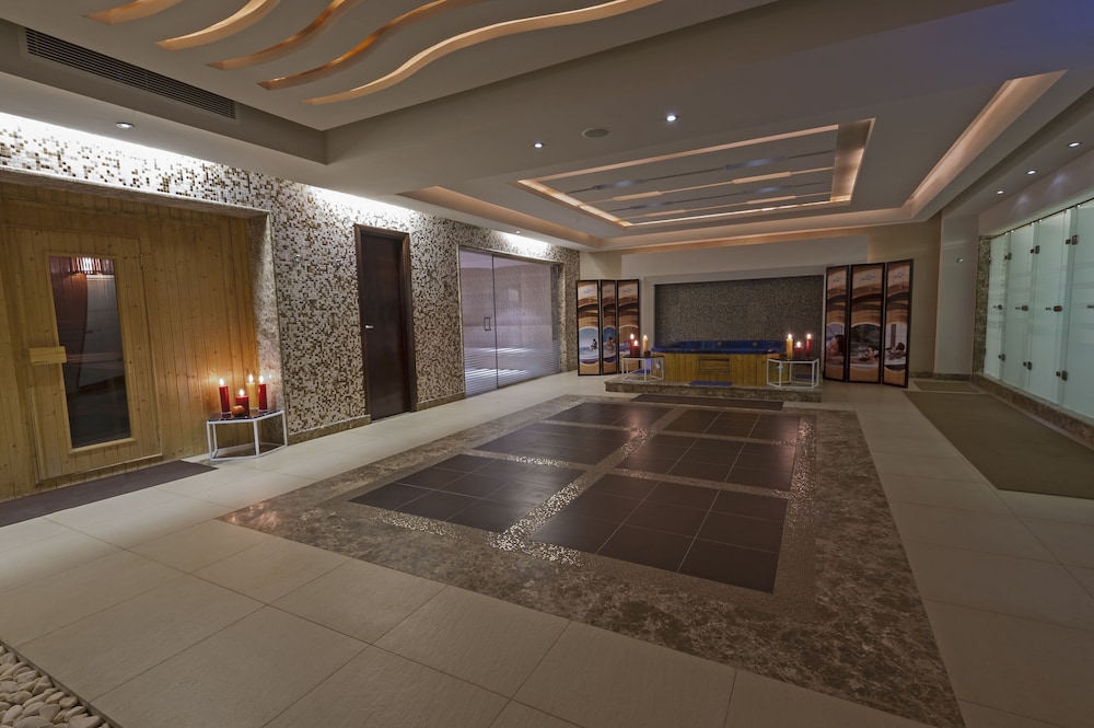 Lobby at Premier Le Reve Hotel and Spa - Adults Only (+16), SAHL HASHEESH