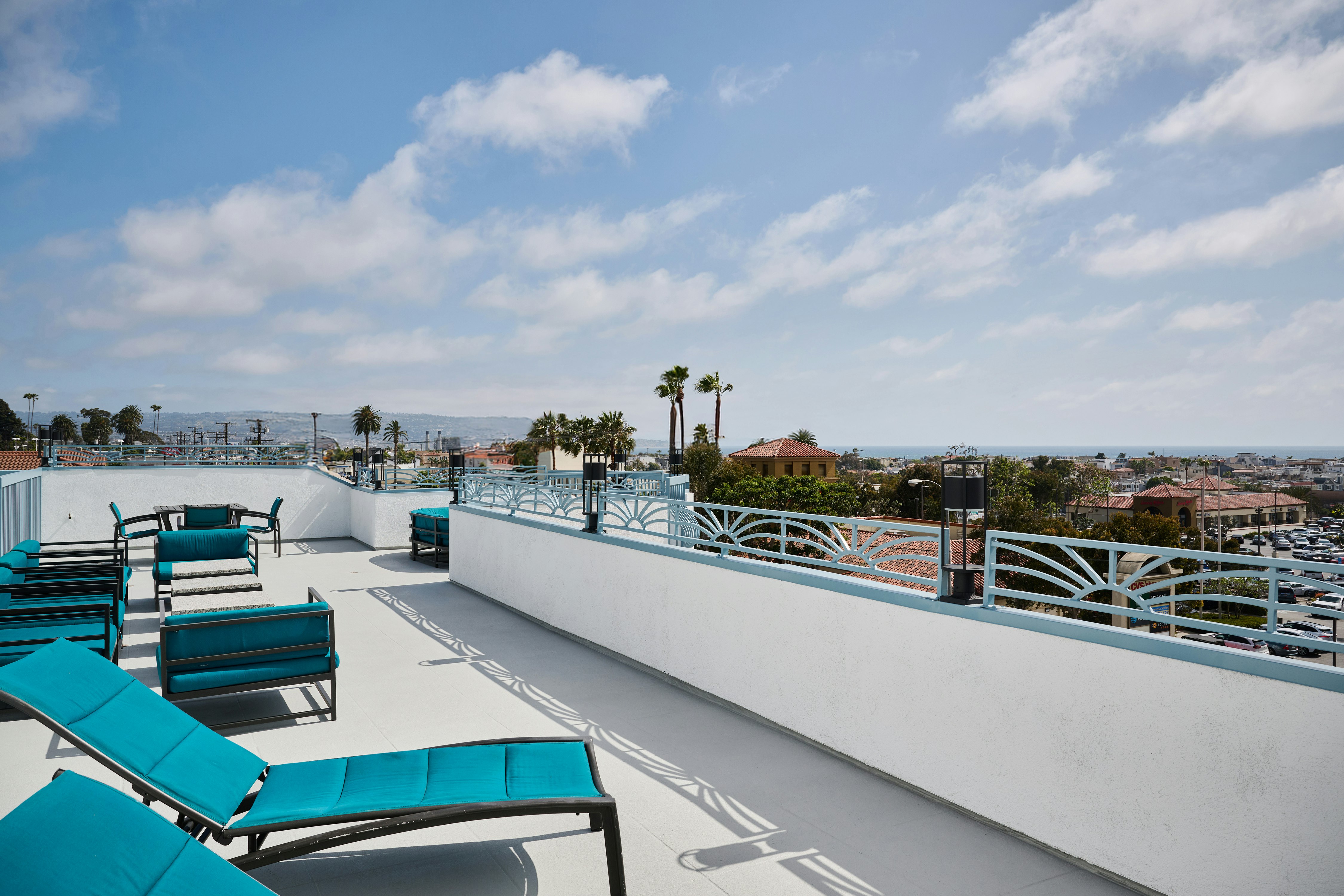 Hampton Inn and Suites Hermosa Beach 43/43