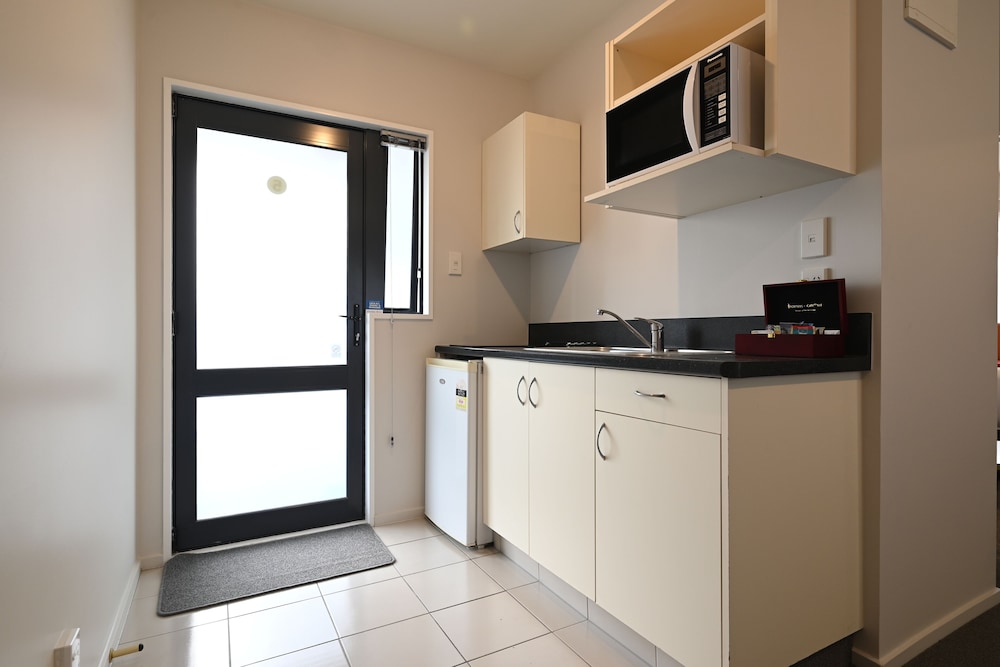 Riccarton Mall Motel 4/50