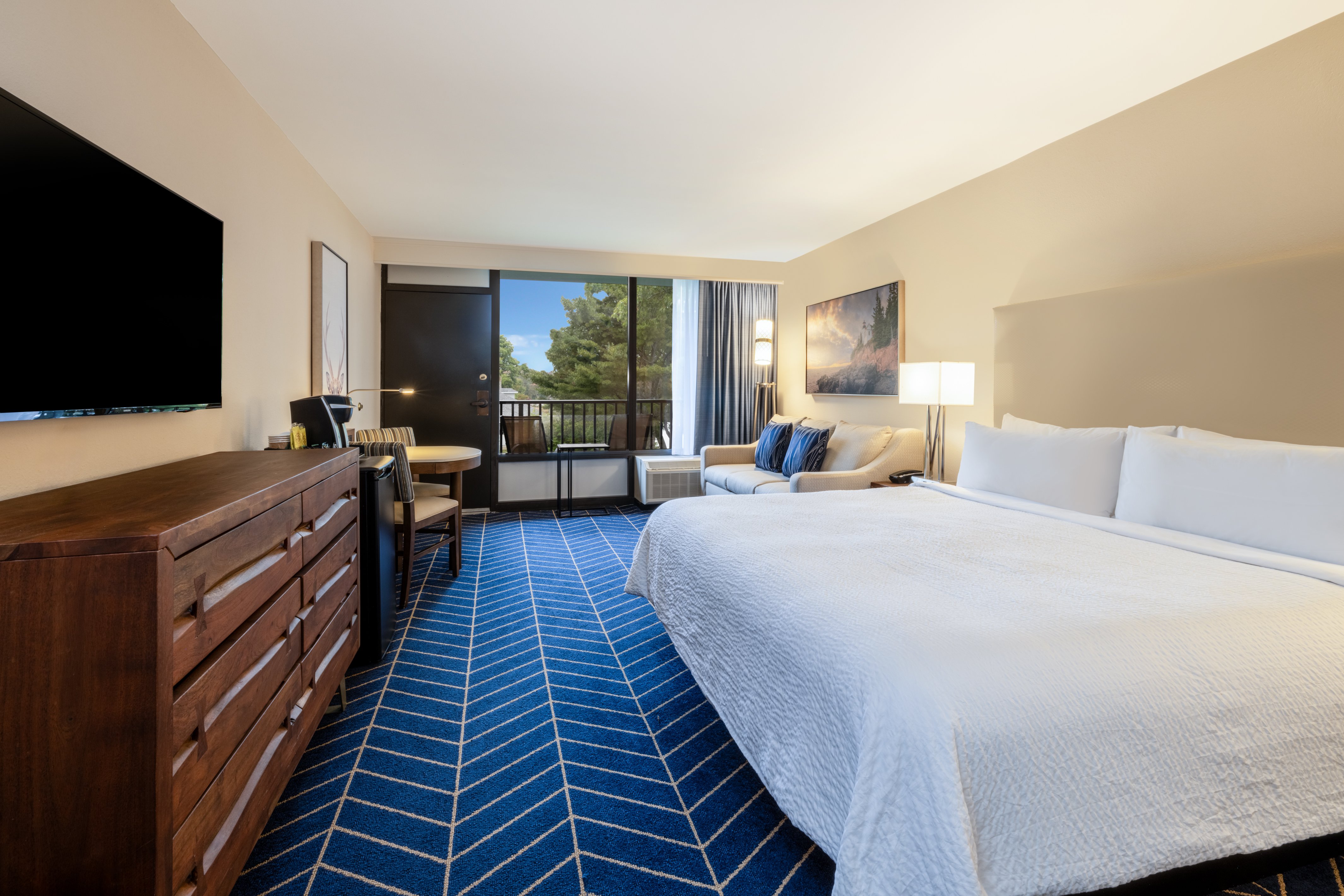 Dupont, Suite, Double Bed