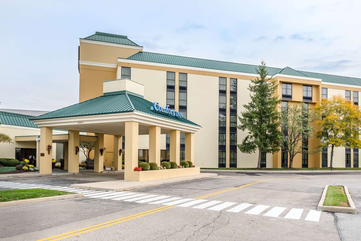 Comfort Inn Suites Piqua Near Troy I75 3/44