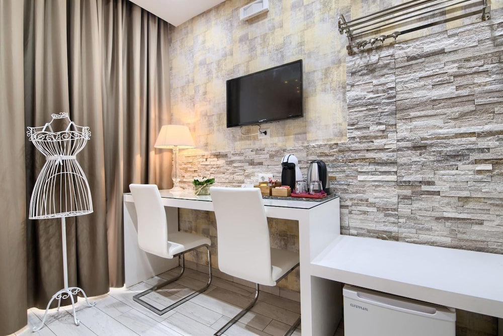 Relais Vatican Secret 34/44