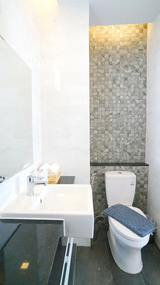 Apa-Tree Boutique Hotel 38/39