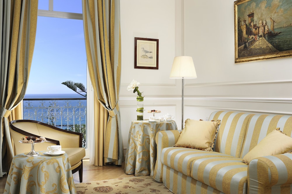 Royal Hotel Sanremo 56/83
