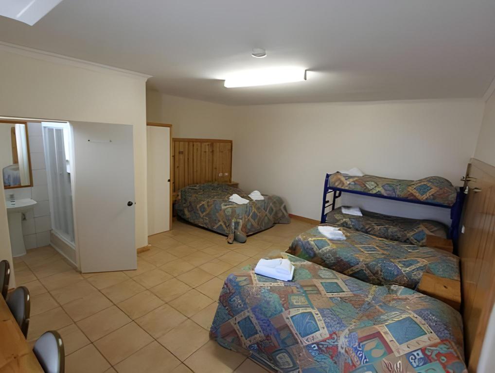 Lazy River Motor Inn 12/32